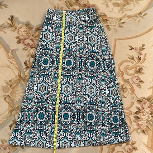 Turquoise, amethyst and aqua, blues, maxi skirt, size large by artisan New York - Picture 5 of 7